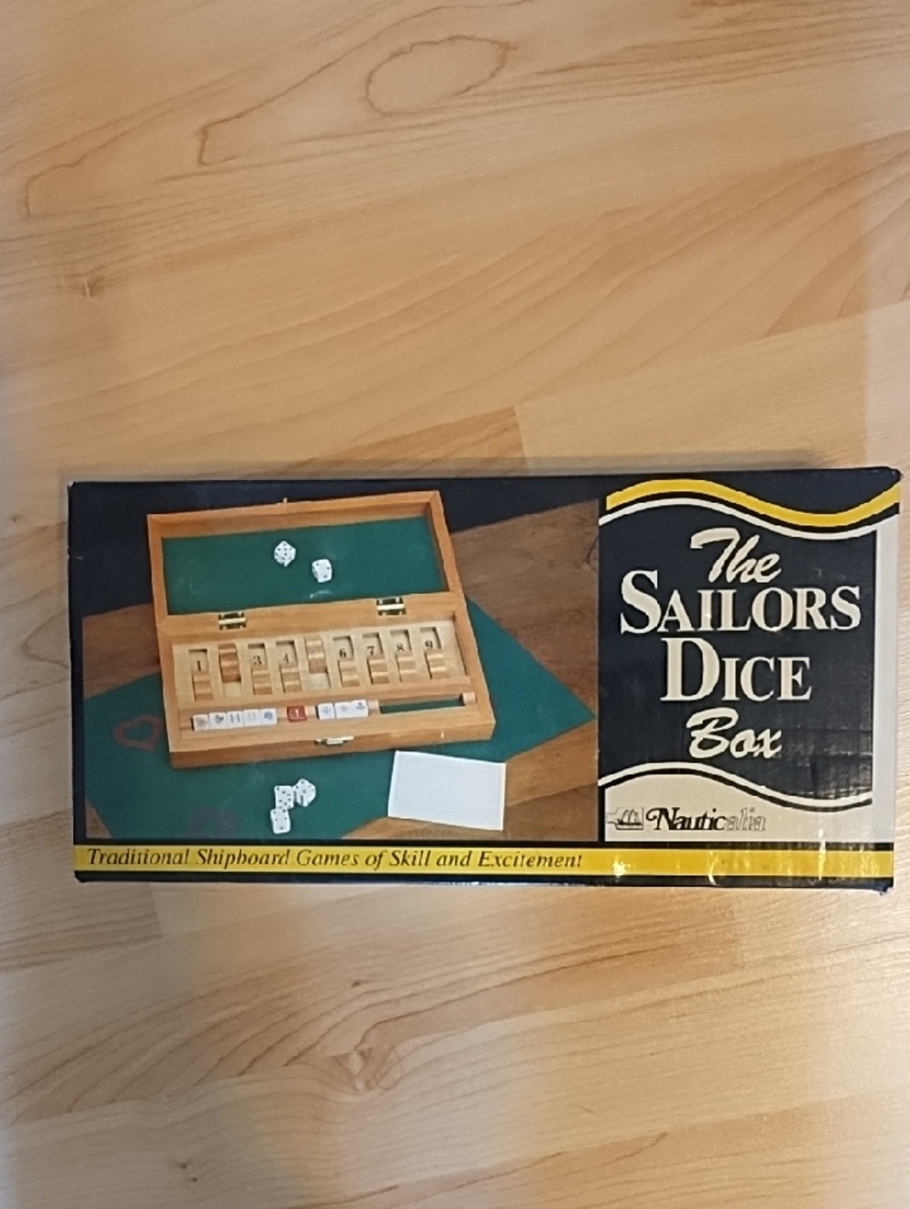 Vintage Nauticalia Wooden The Sailors Dice Box